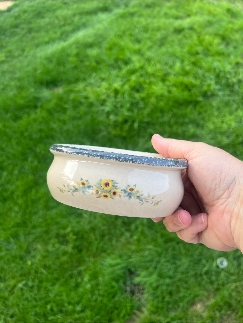 Cream Sunflower Ceramic Serving Bowl by